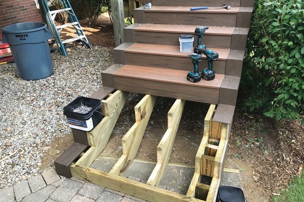 Stair Stingers and Deck Steps - Constructionly Biz