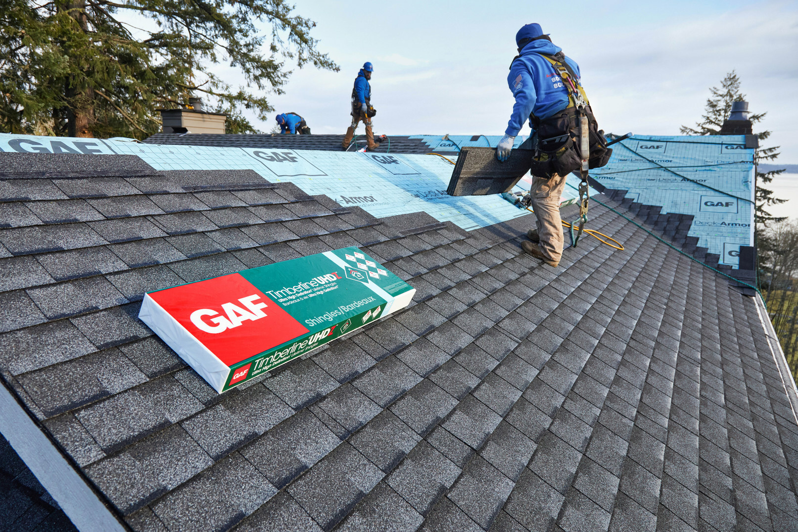 Choosing the Right Roofing - Service for Your Home